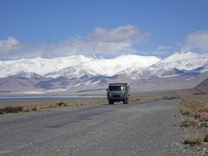 Georgien • Armenien • Iran • Turkmenistan • Usbekistan • Tadschikistan • Kirgistan - Große Seidenstraße Teil 1, 2 und 3